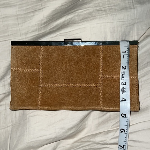 Banana Republic suede clutch - Picture 6 of 6
